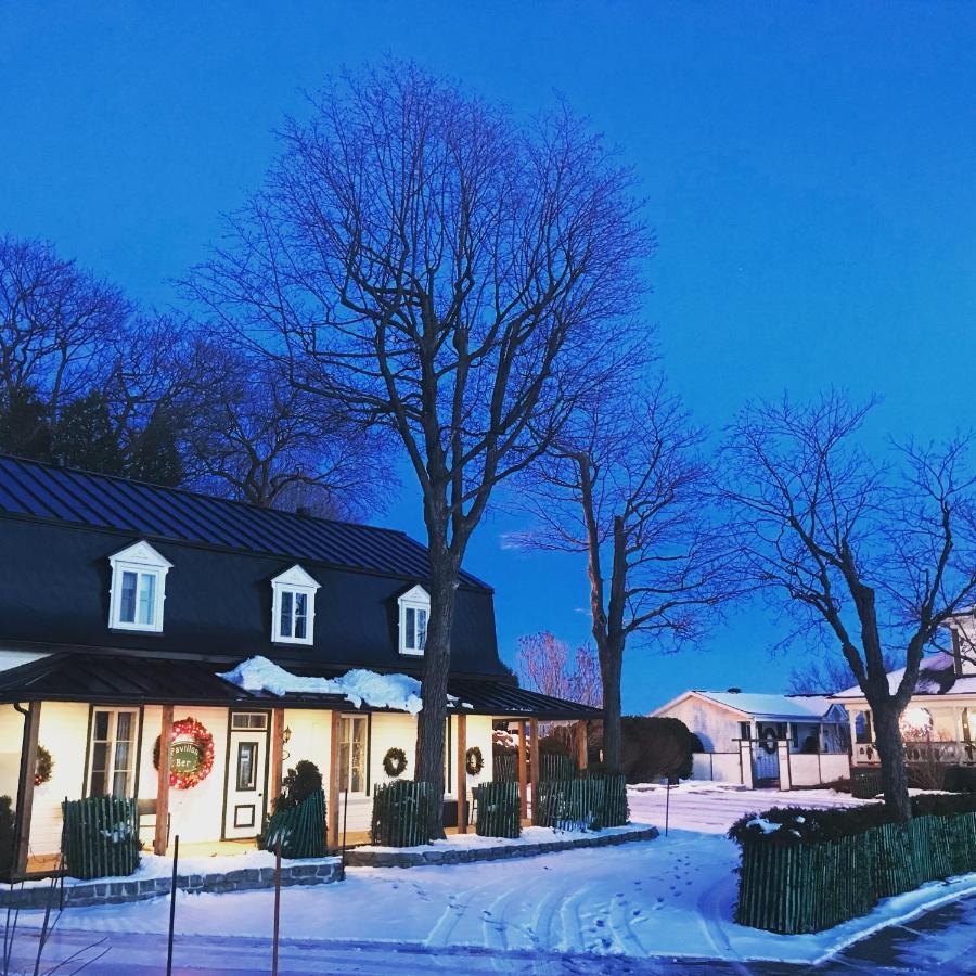 Goeliche Hotel Et Appartement Saint-Laurent-de-l'ile d'Orleans Eksteriør billede