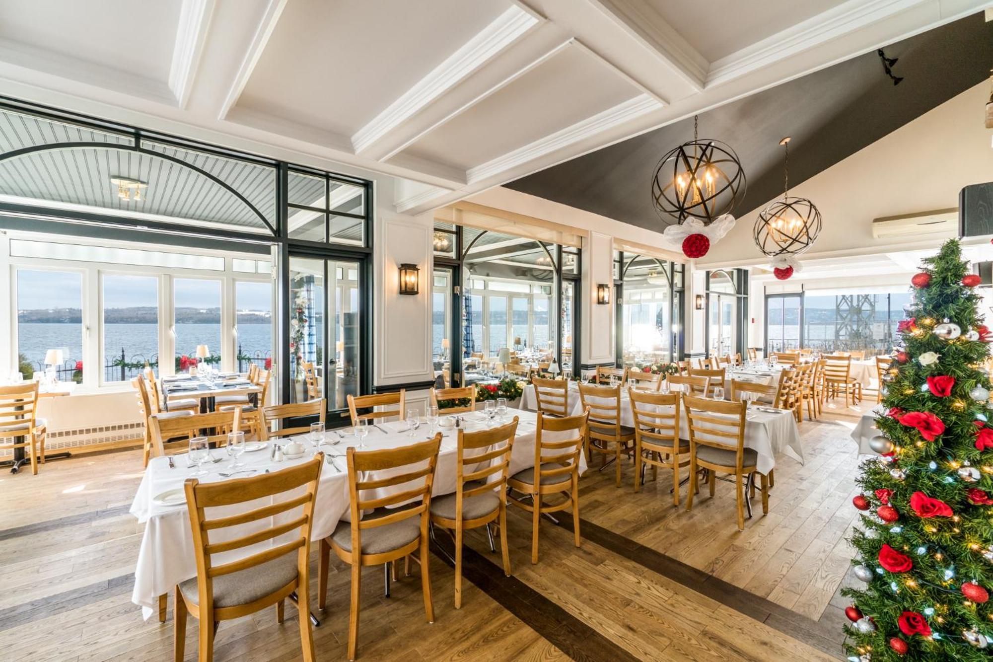 Goeliche Hotel Et Appartement Saint-Laurent-de-l'ile d'Orleans Eksteriør billede