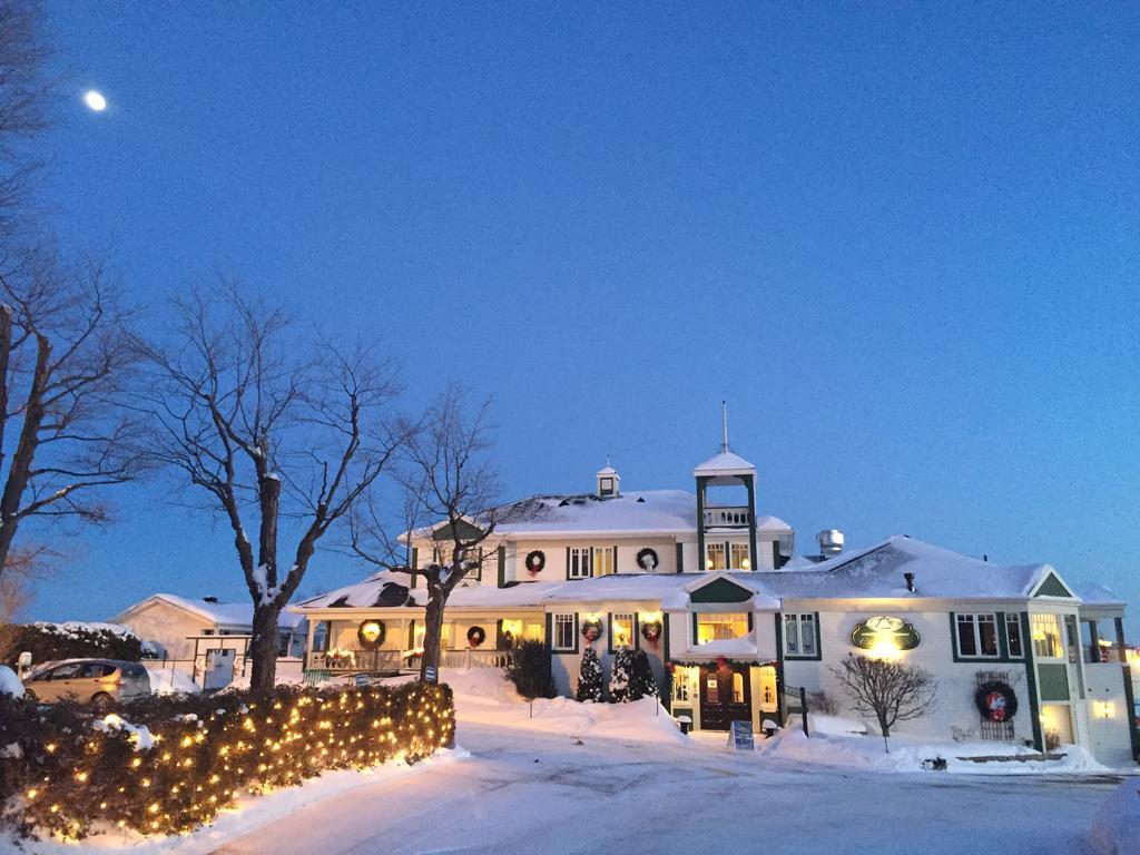 Goeliche Hotel Et Appartement Saint-Laurent-de-l'ile d'Orleans Eksteriør billede