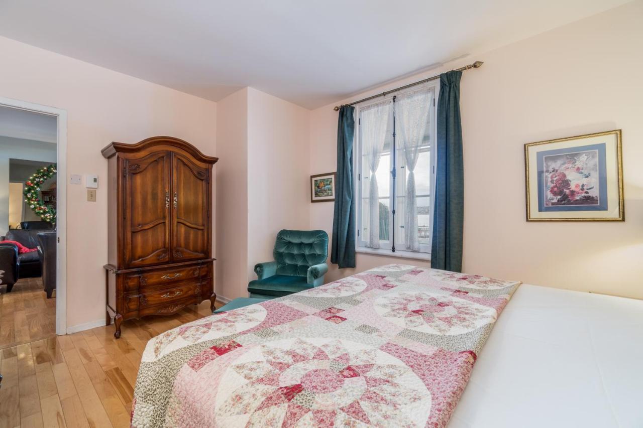 Goeliche Hotel Et Appartement Saint-Laurent-de-l'ile d'Orleans Eksteriør billede